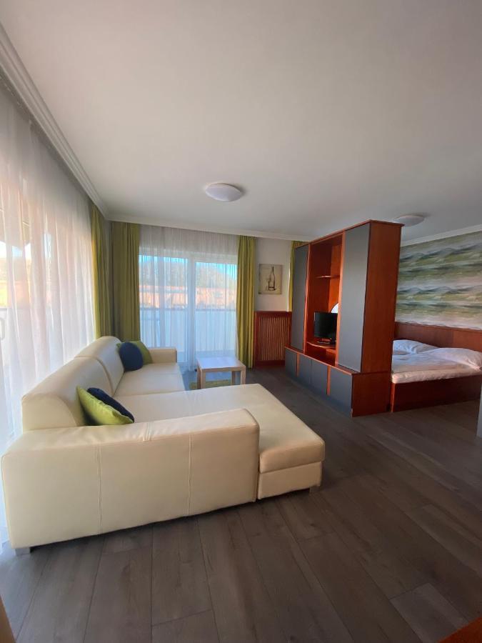 Cafe Relax Apartments Hévíz المظهر الخارجي الصورة