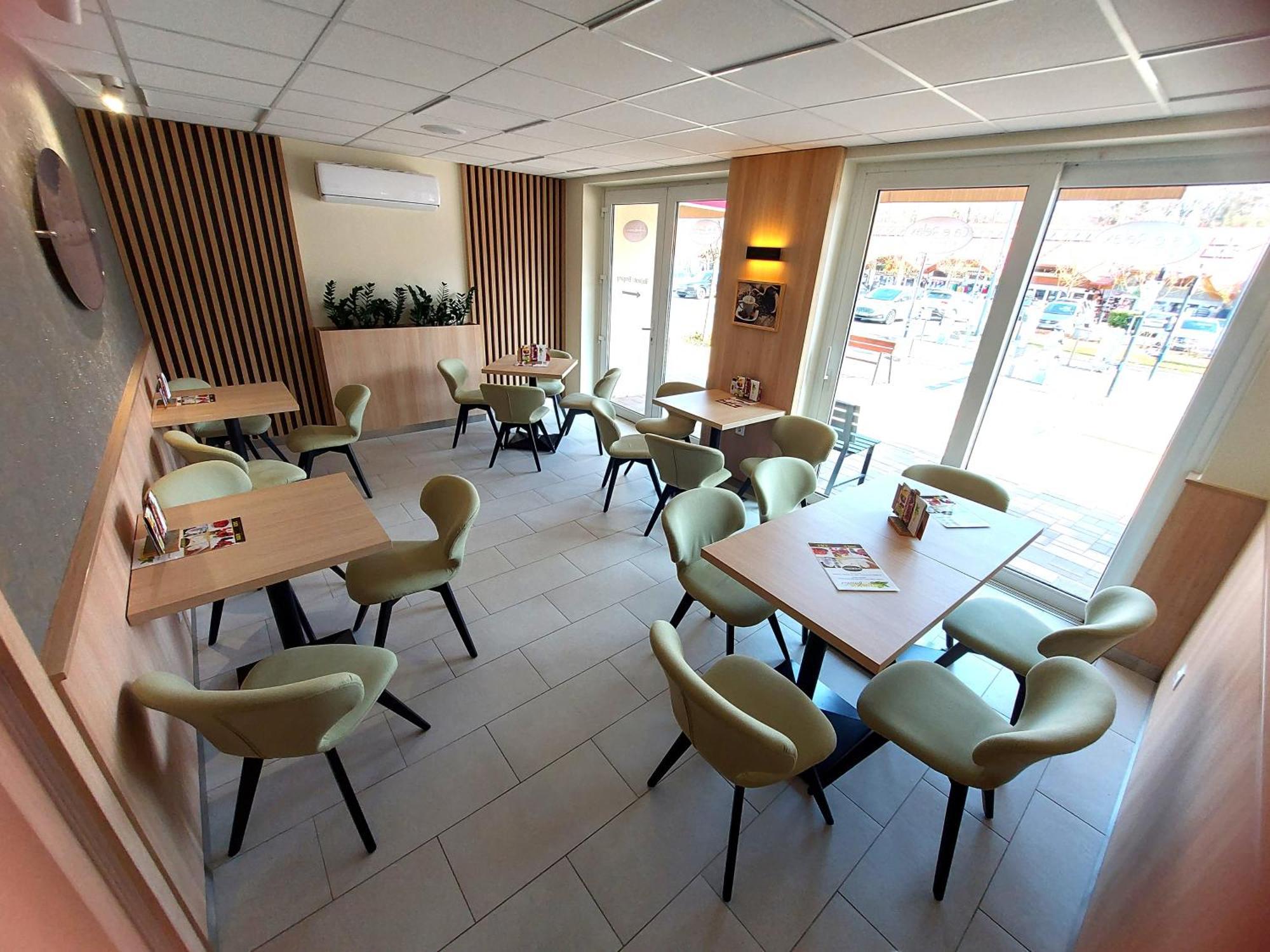 Cafe Relax Apartments Hévíz المظهر الخارجي الصورة