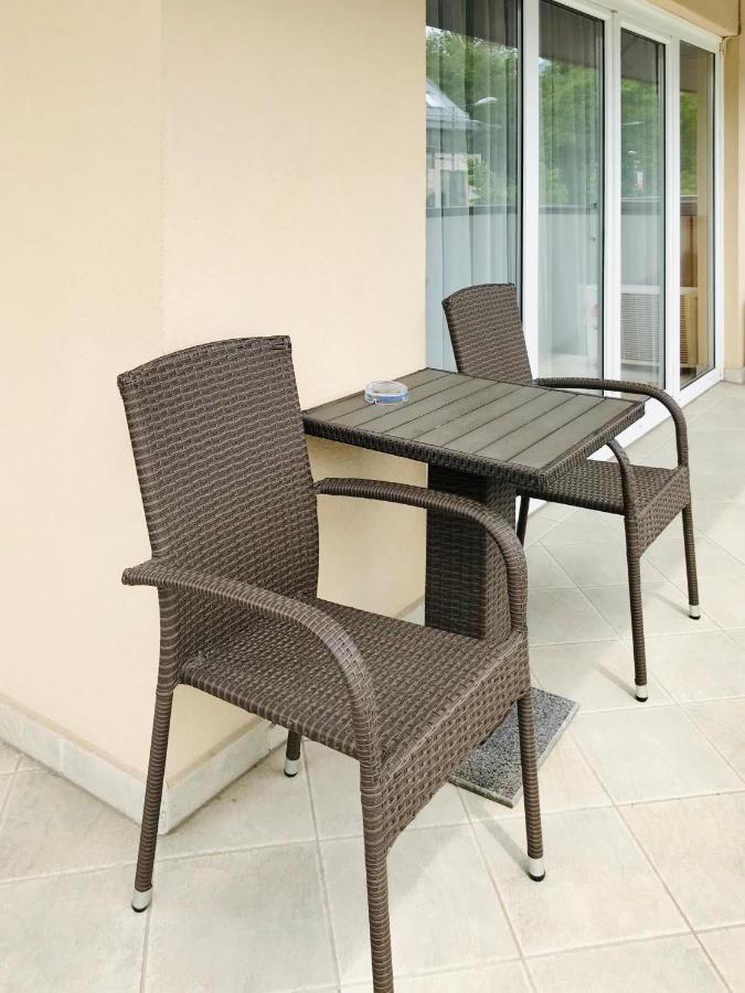 Cafe Relax Apartments Hévíz المظهر الخارجي الصورة